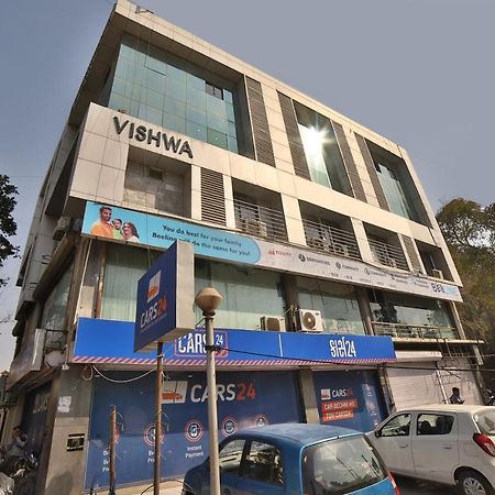 Capital O Kalash Residency Ahmedabad Ngoại thất bức ảnh